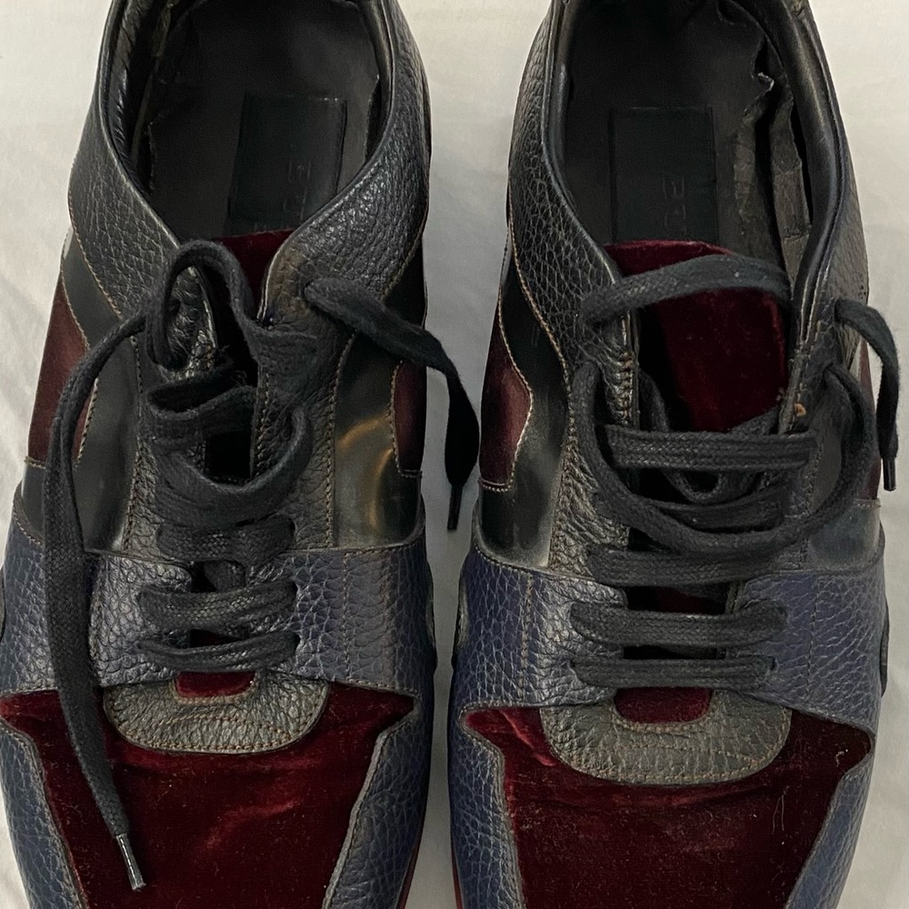 Burberry size 11 used well kept